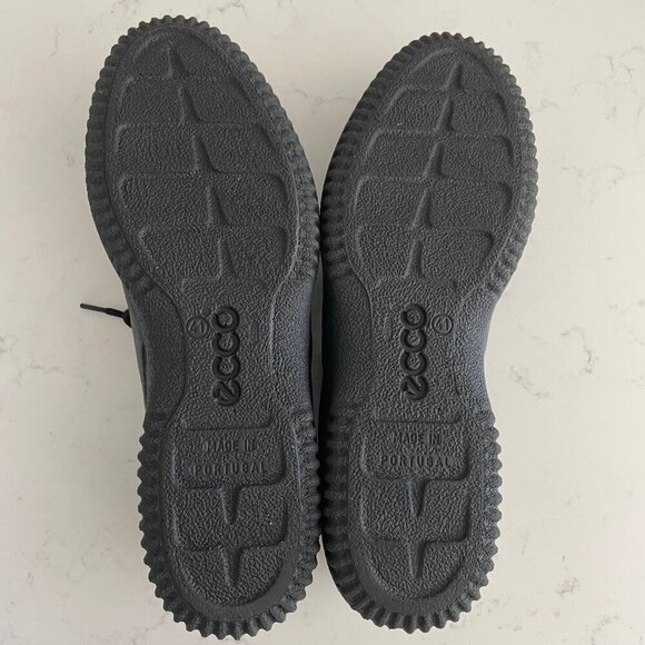 Ecco Soft Lace Up Leather Walking Sneaker w Gripper Outersole Black Sz 41 - Picture 7 of 15